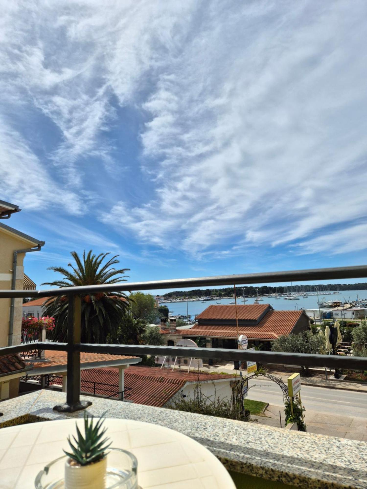 Biergarten Μεντουλίν Εξωτερικό φωτογραφία
