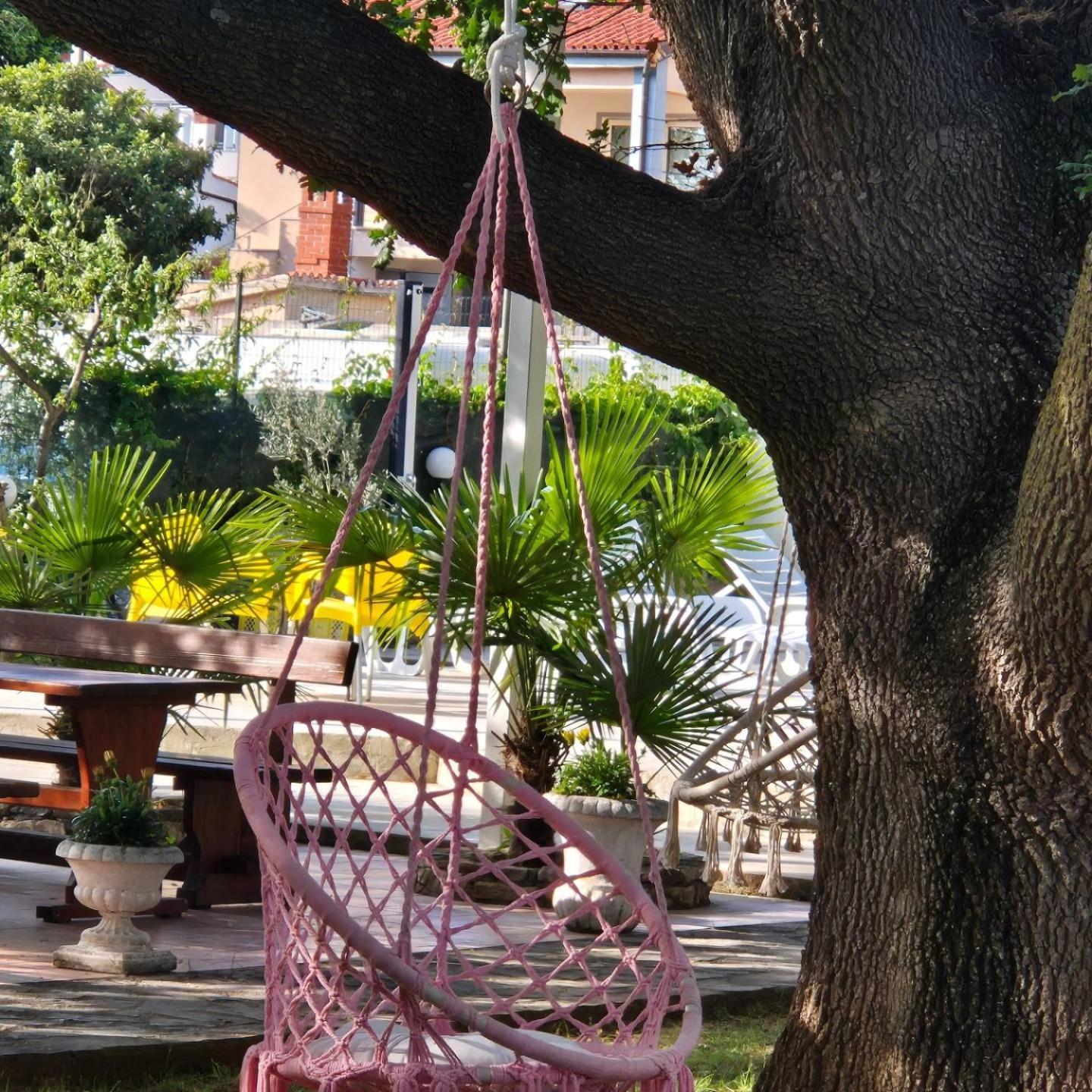 Biergarten Μεντουλίν Εξωτερικό φωτογραφία